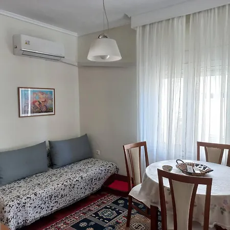 Studio Navarino Square - στούντιο διαμέρισμα πλατεία ναυαρίνου *