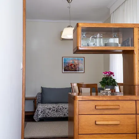 Apartment Studio Navarino Square - στούντιο διαμέρισμα πλατεία ναυαρίνου *