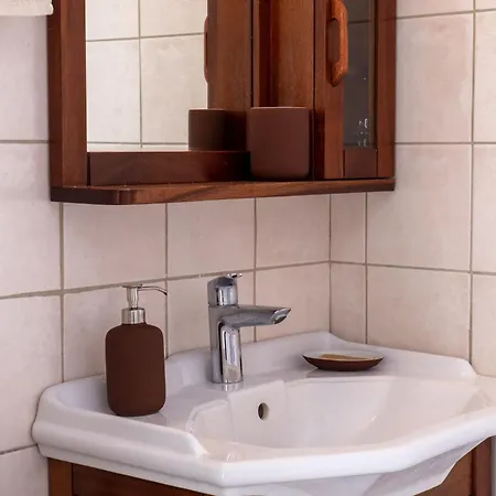 Apartment Studio Navarino Square - στούντιο διαμέρισμα πλατεία ναυαρίνου Thessaloniki
