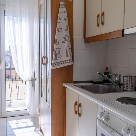 Apartment Studio Navarino Square - στούντιο διαμέρισμα πλατεία ναυαρίνου *