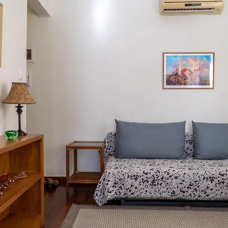Apartment Studio Navarino Square - στούντιο διαμέρισμα πλατεία ναυαρίνου Thessaloniki